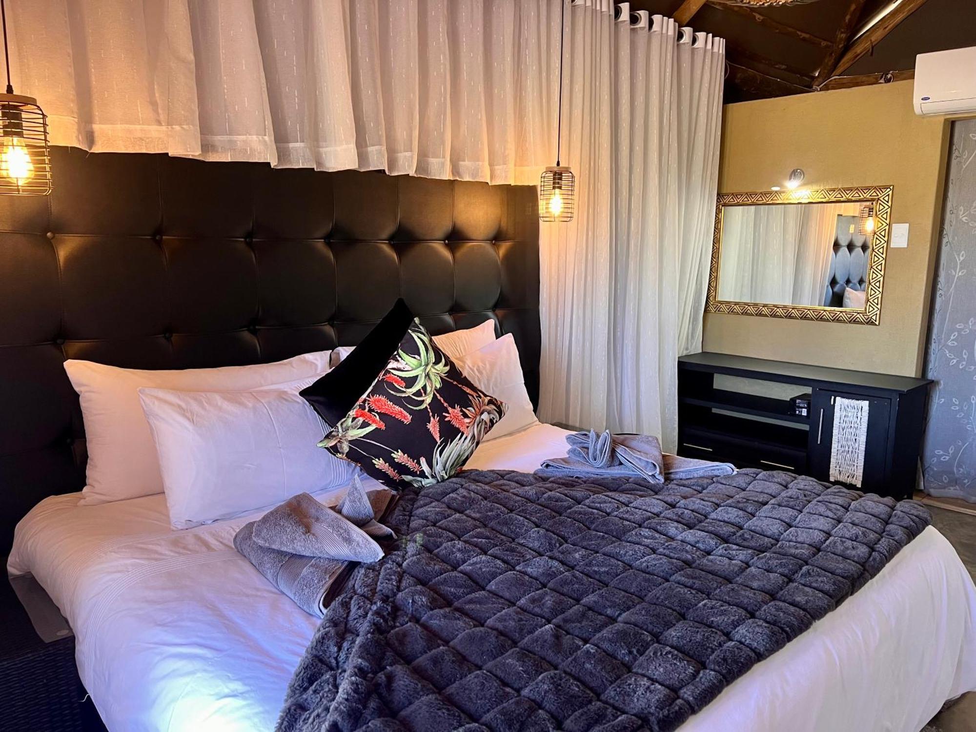 Lapa Lange Game Lodge Mariental Bagian luar foto