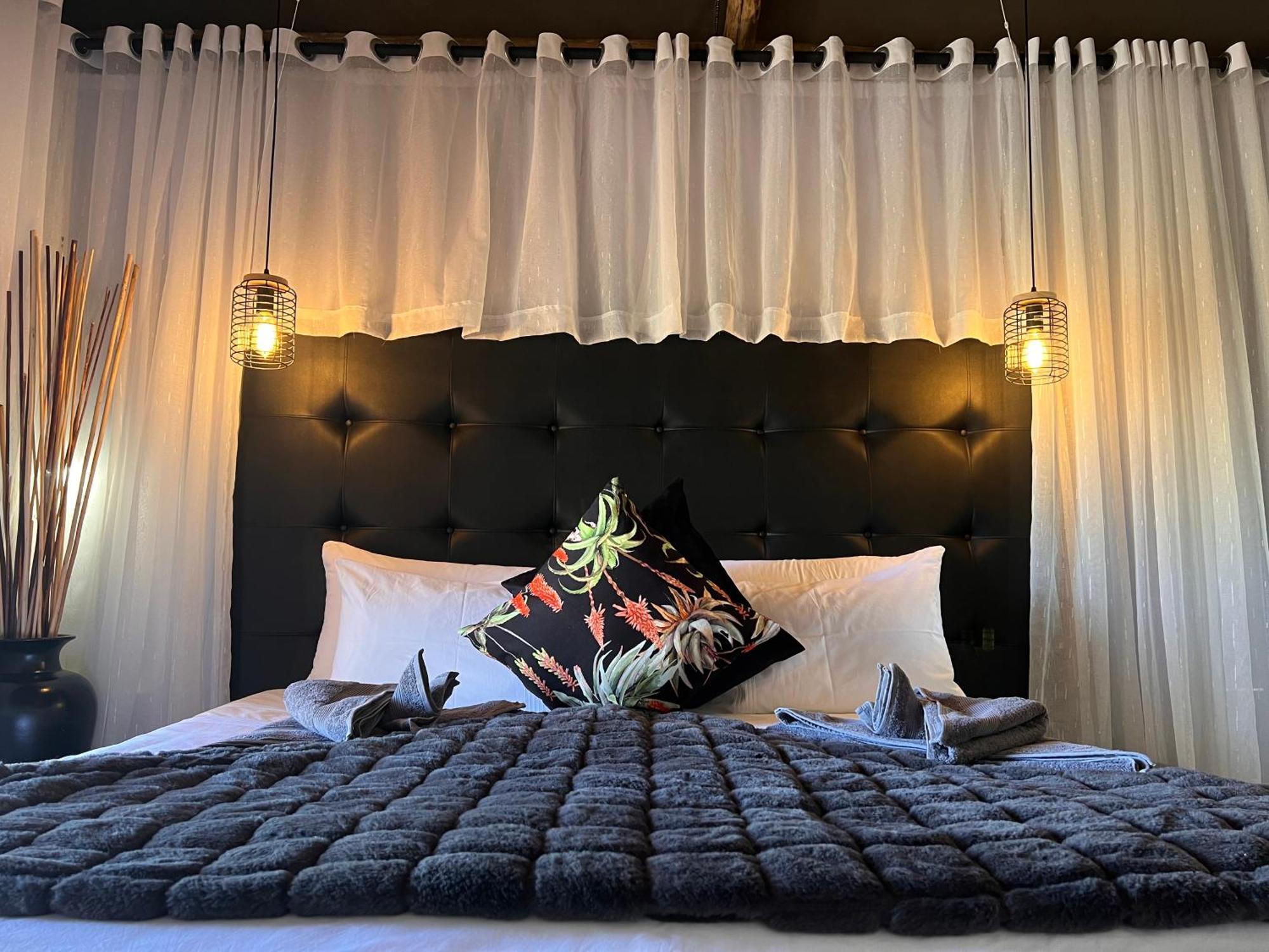 Lapa Lange Game Lodge Mariental Bagian luar foto