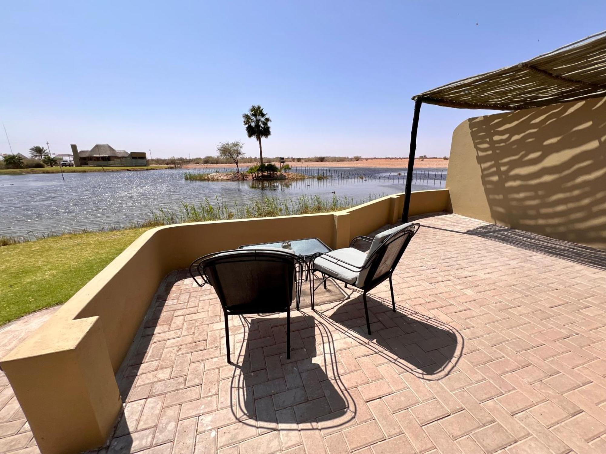 Lapa Lange Game Lodge Mariental Bagian luar foto