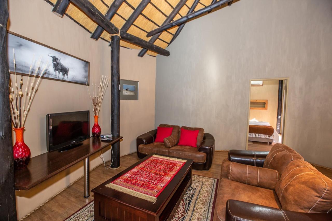 Lapa Lange Game Lodge Mariental Bagian luar foto