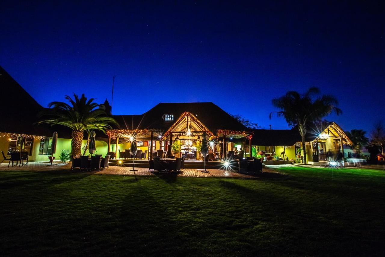 Lapa Lange Game Lodge Mariental Bagian luar foto