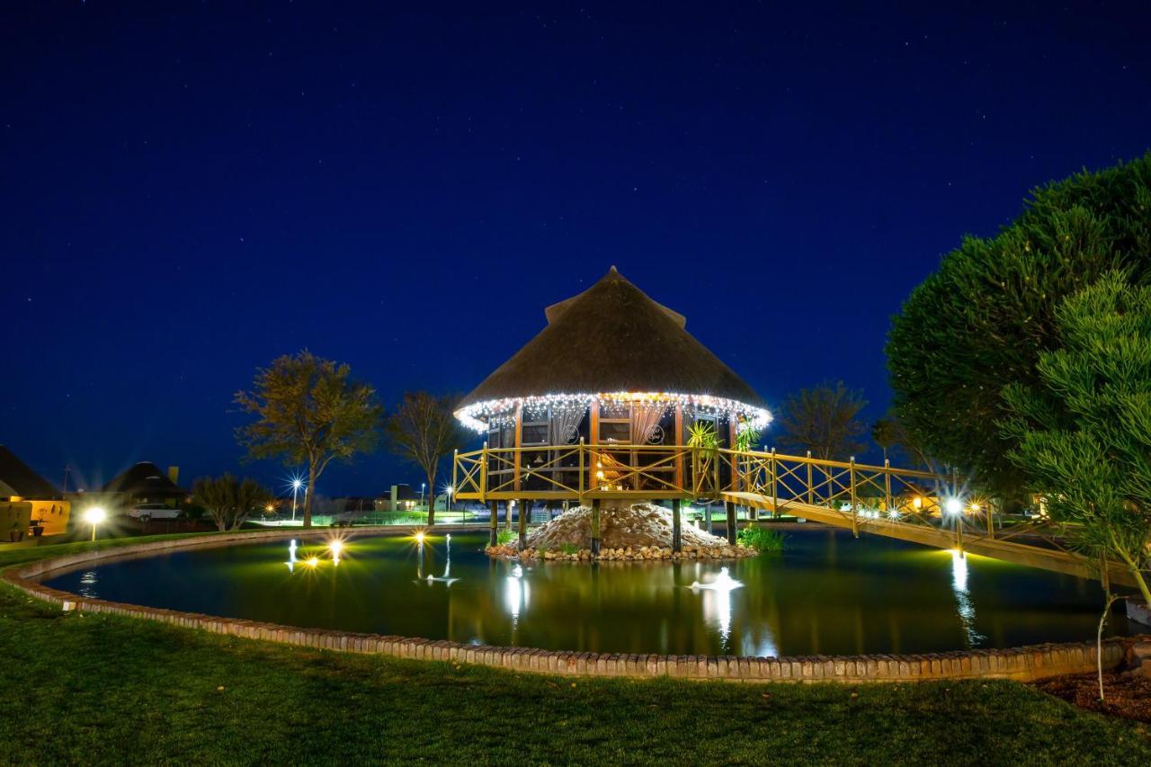 Lapa Lange Game Lodge Mariental Bagian luar foto
