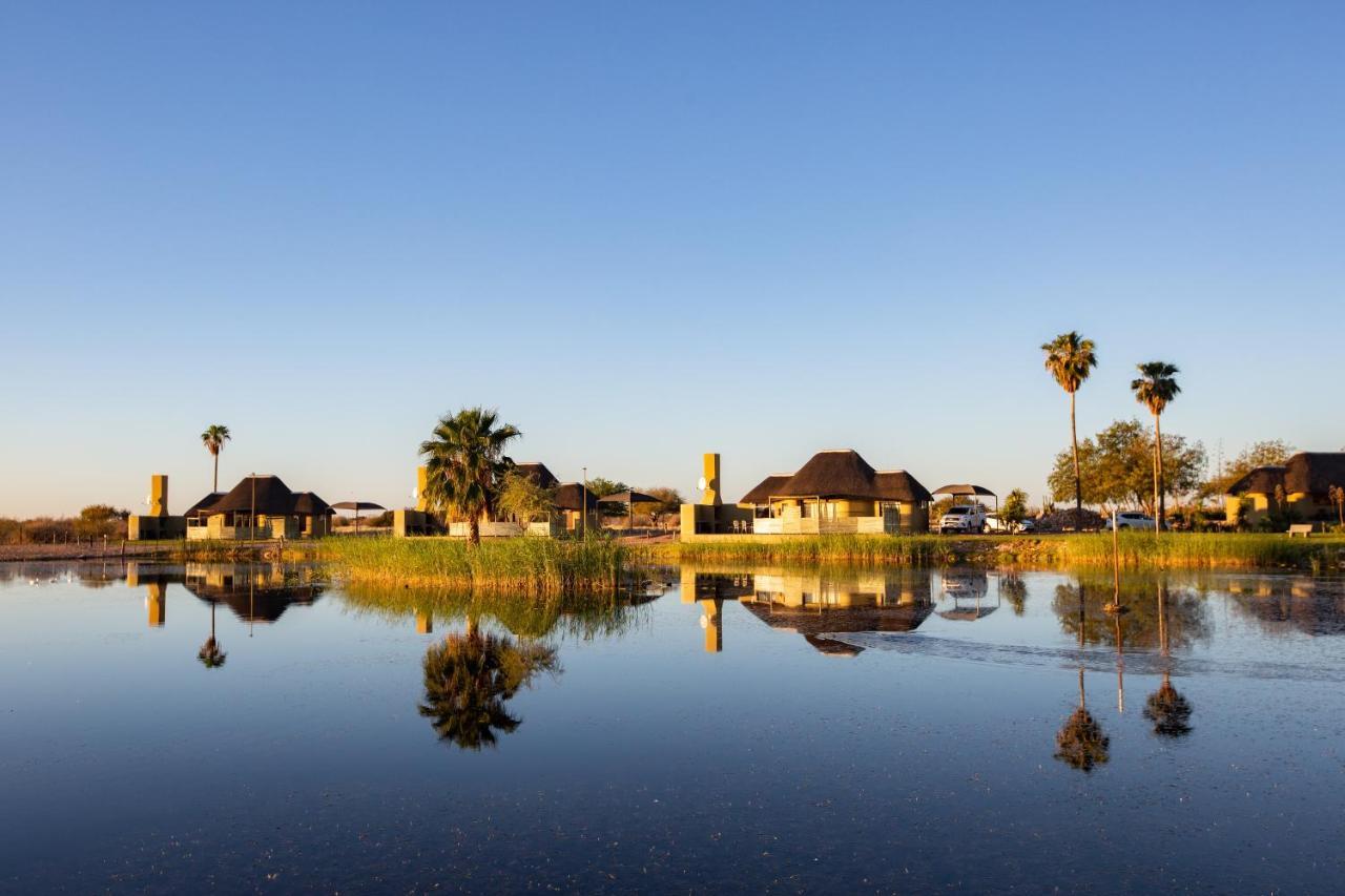 Lapa Lange Game Lodge Mariental Bagian luar foto